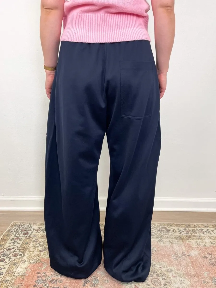 Active Knit Winslow Pant in Navy w/Stripe PETITE
