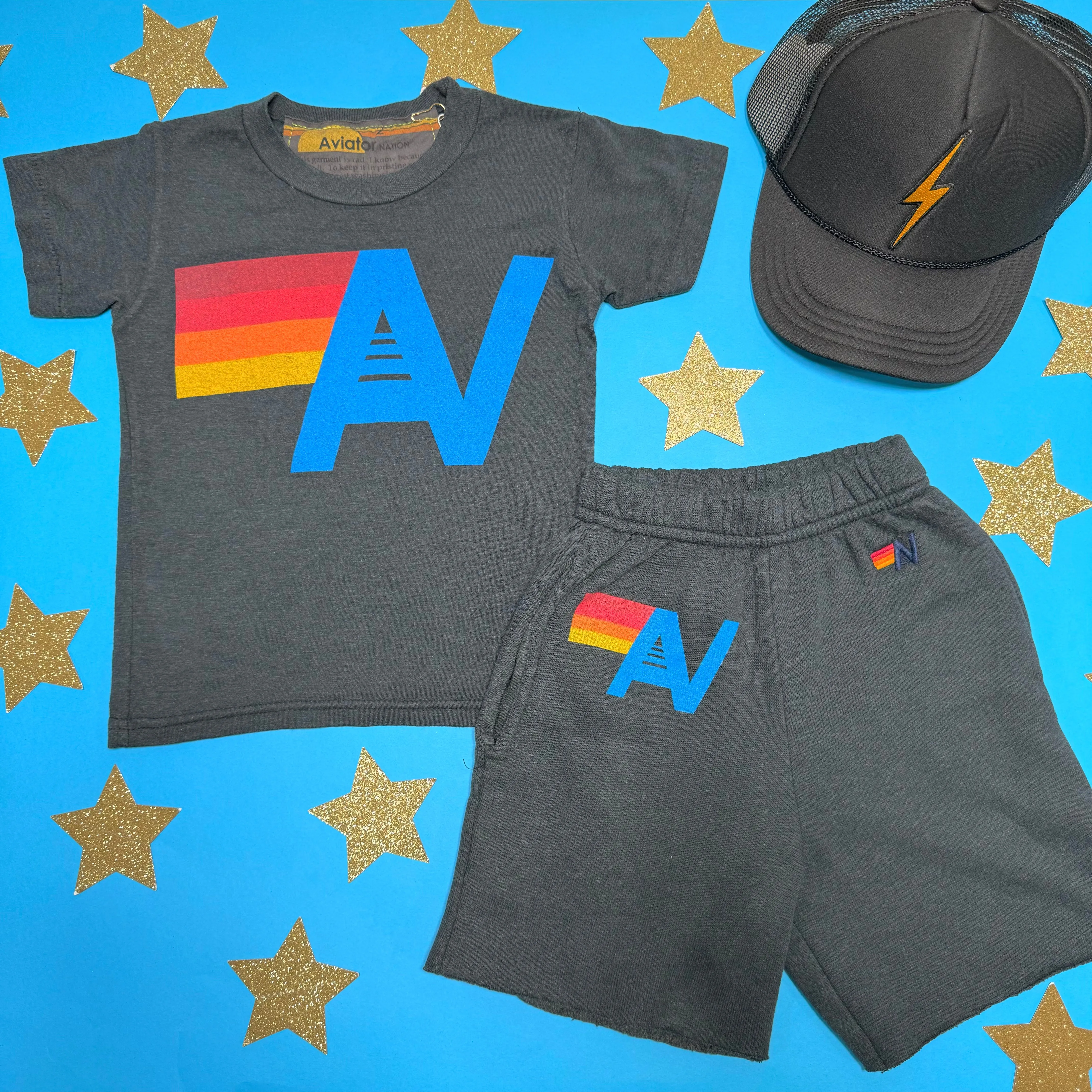 AV LOGO SWEATSHORTS