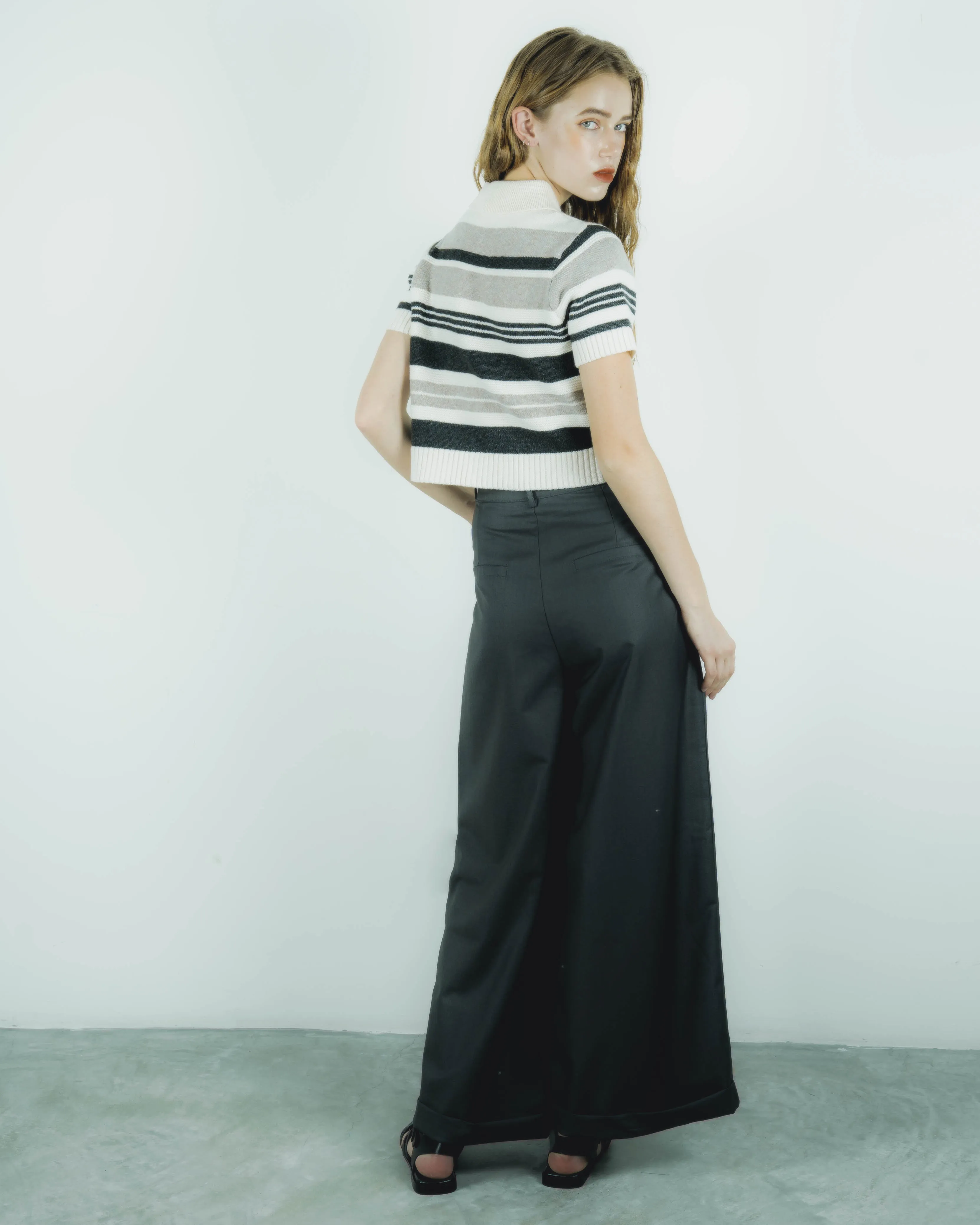 Folded Hem Straight Cut Trousers (Dark Grey)