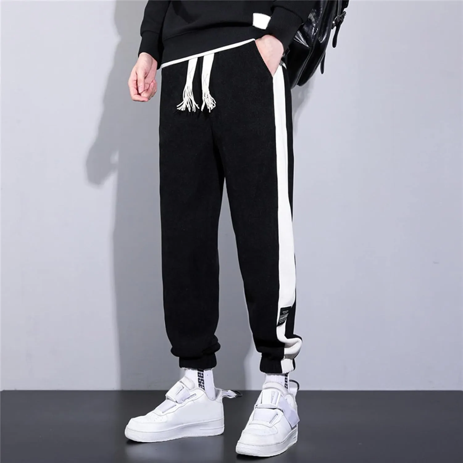Sweatpant for Men with Pockets Sweatpants Workout Sports Running Pant Zipper Pockets Pants for Men with Zipper Casual