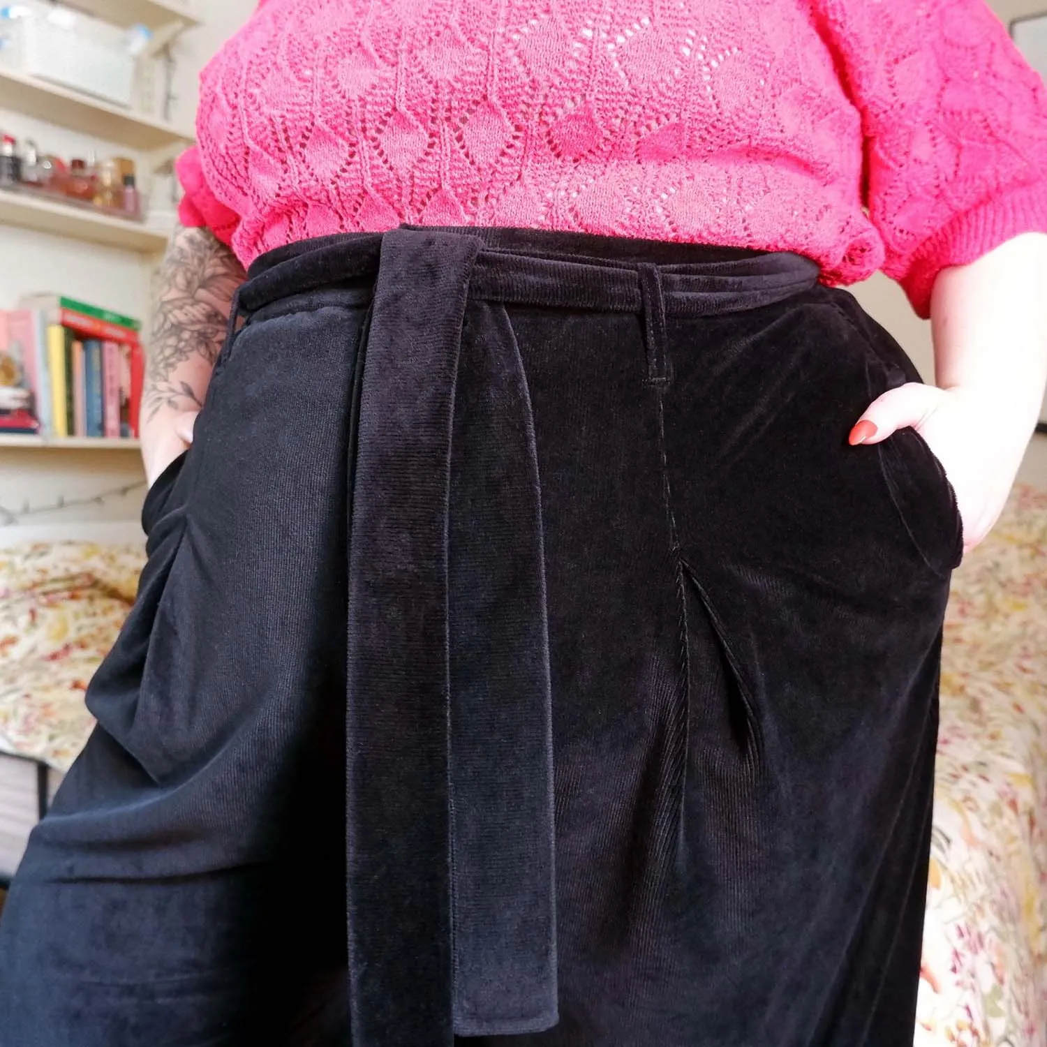 Weites Bein Maßgeschneidert Kordhose