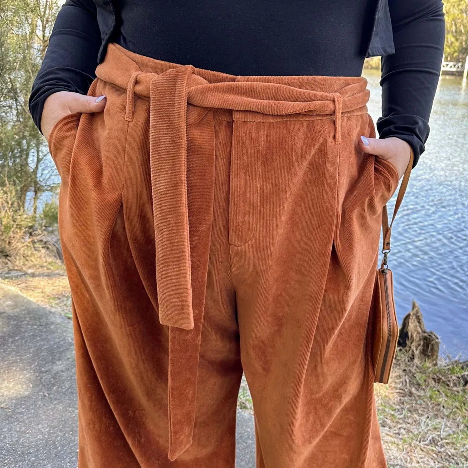 Weites Bein Maßgeschneidert Kordhose